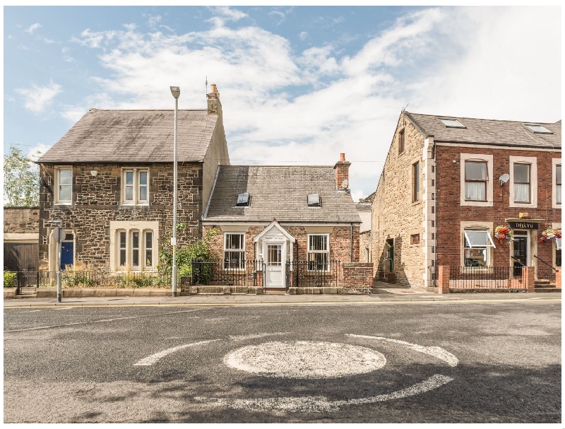 Click here for more about Dacre Cottage