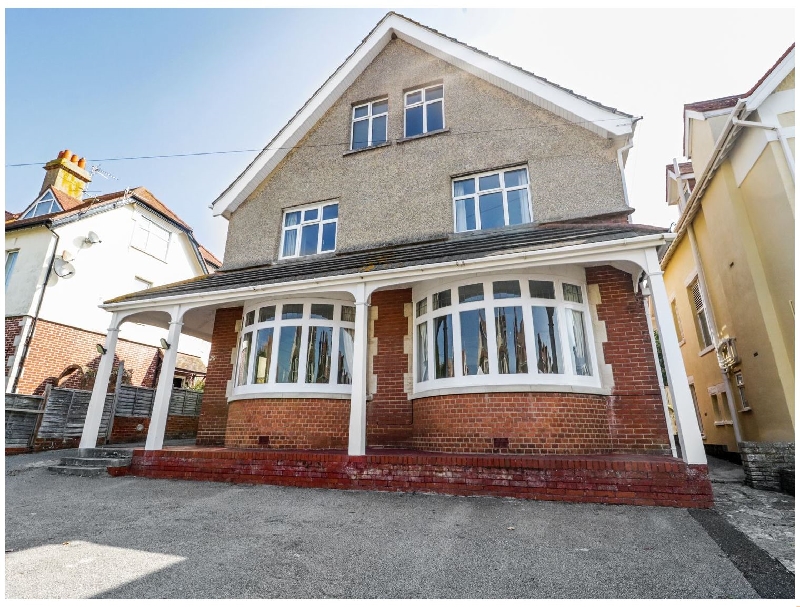 Click here for more about 20 Ulwell Road