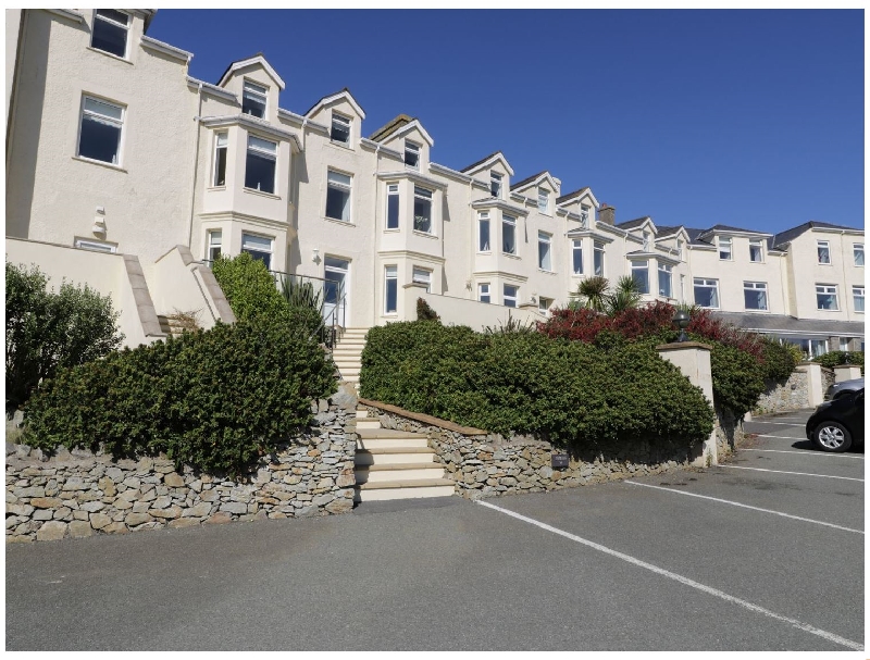 Welsh holiday cottages - Trearddur Views