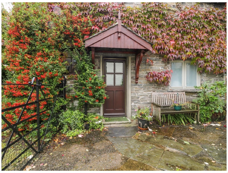 Click here for more about Holemire Barn