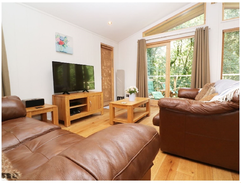 Click here for more about 6 Streamside