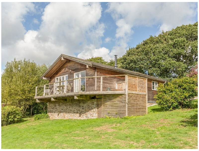 Click here for more about 2 Lake View
