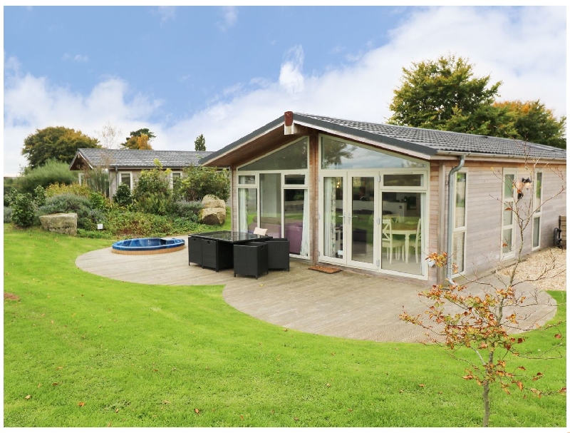 Click here for more about 9 Horizon View