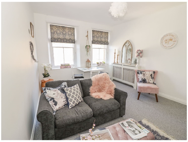 Click here for more about 4 Gloucester House