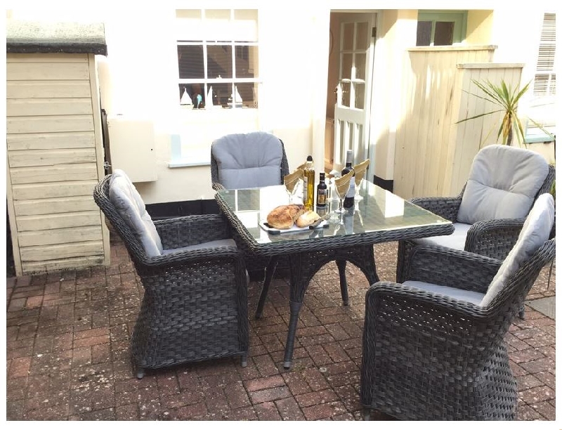 Click here for more about 7 Charles Street