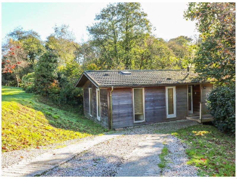 Click here for more about 4 Water's Edge