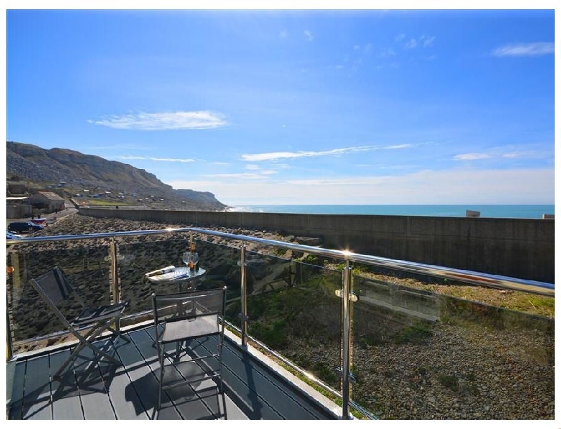 Click here for more about Sunset Lodge