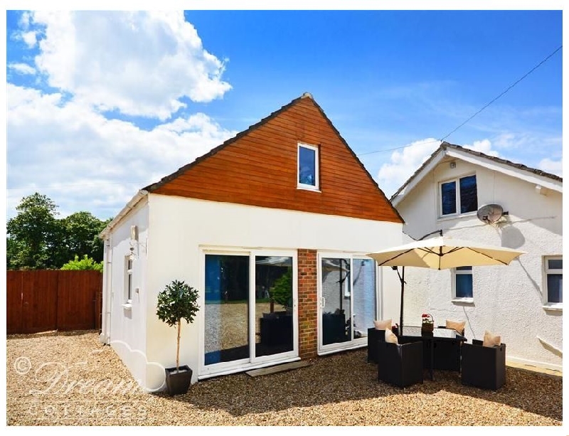 Click here for more about Whitegates Lodge