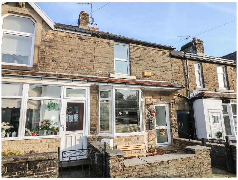 Click here for more about Robin's Roost