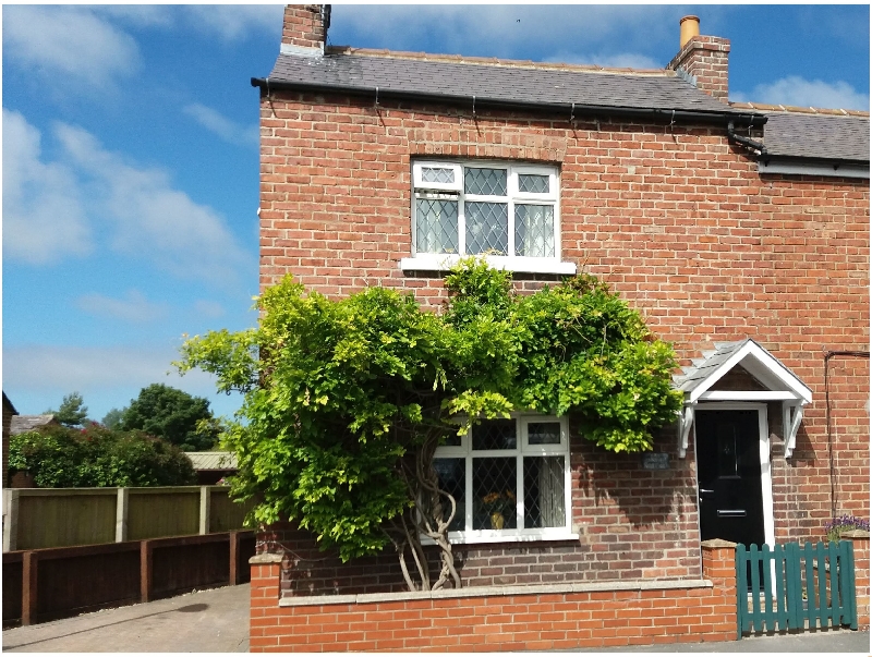 Click here for more about Sunnyside Cottage