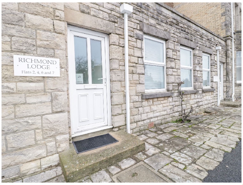 Click here for more about 7 Richmond Lodge
