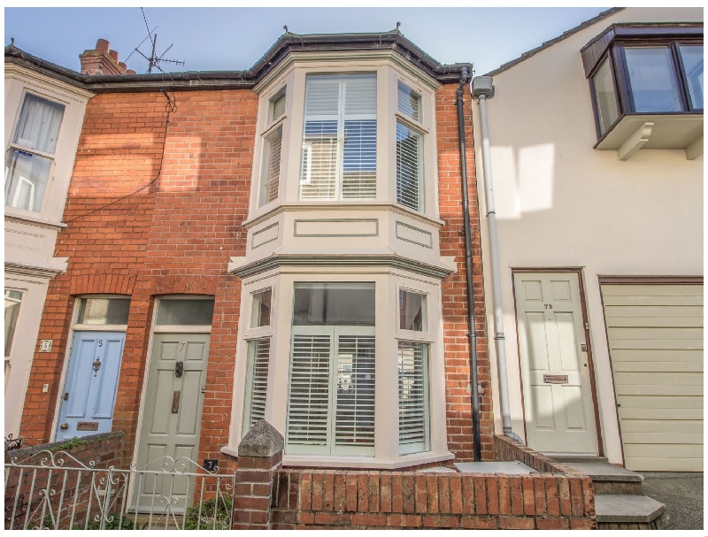 Click here for more about Seahorse Cottage