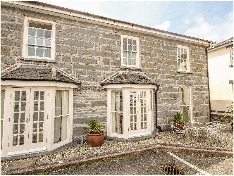 Click here for more about Bwthyn Llechen