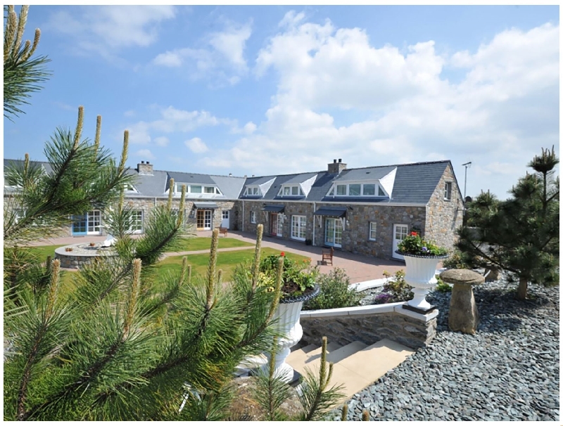 Welsh holiday cottages - Tyn Towyn - Ty Glas Golau