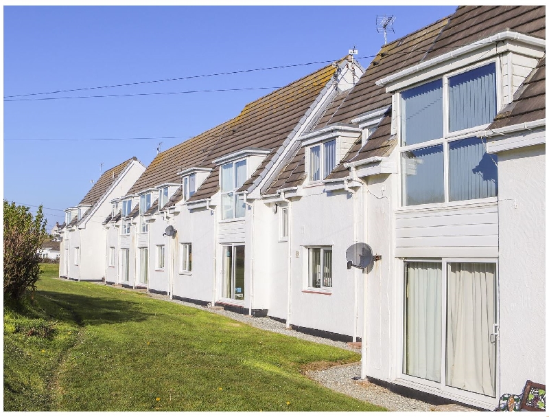 Welsh holiday cottages - Isallt Cove