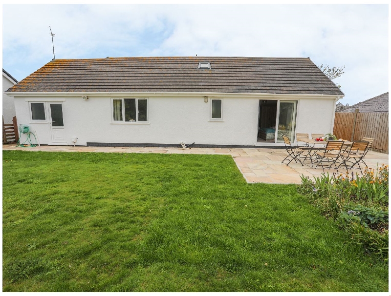 Welsh holiday cottages - Lady's Walk