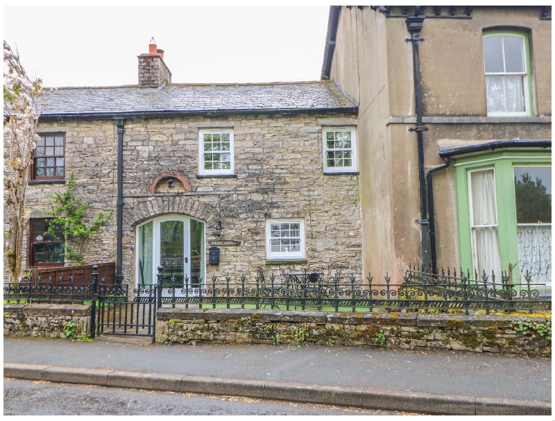 Click here for more about Linden Cottage