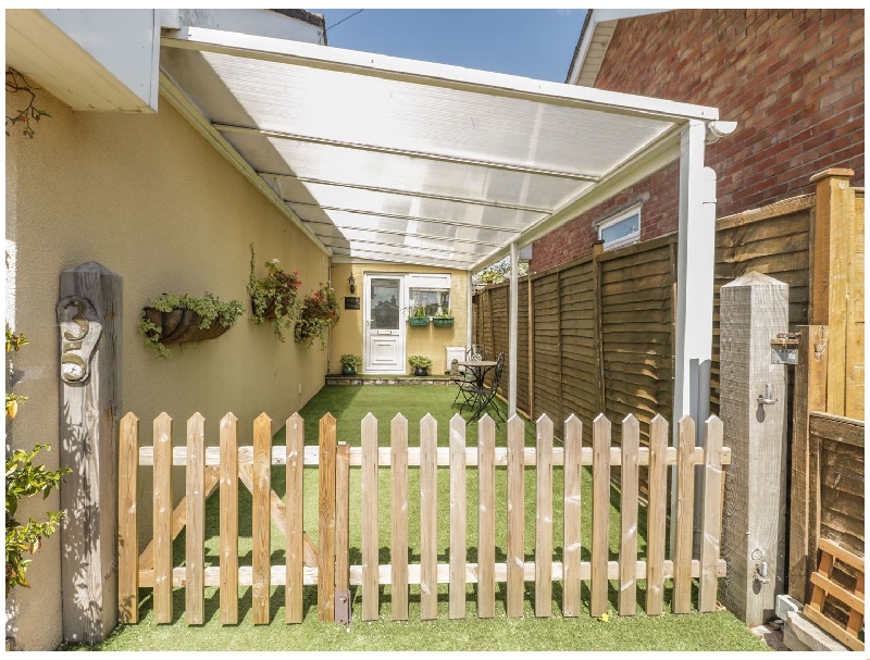 Click here for more about Amelyah Cottage