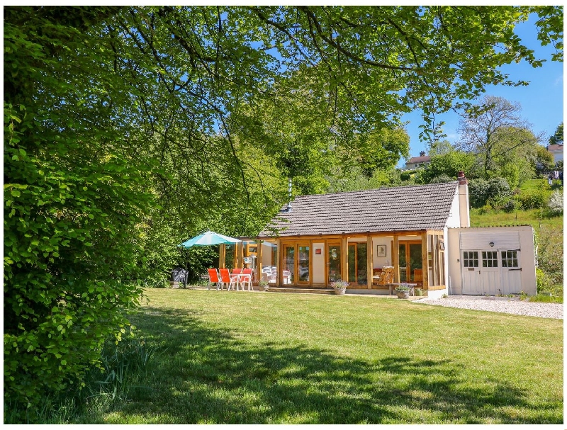 Click here for more about Lynhays