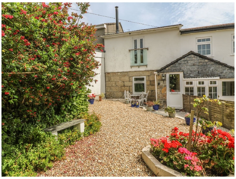 Click here for more about 2 Riverside Cottages