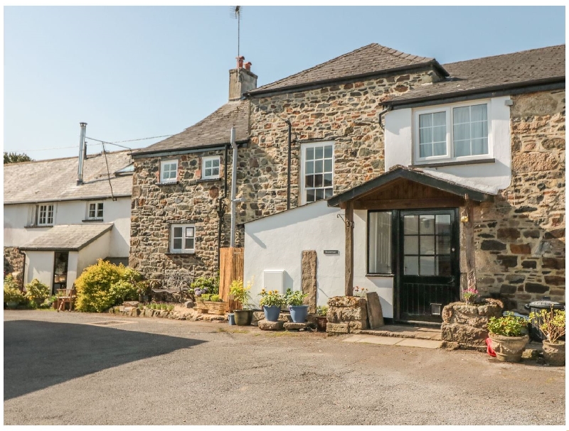 Click here for more about Brackenmoor