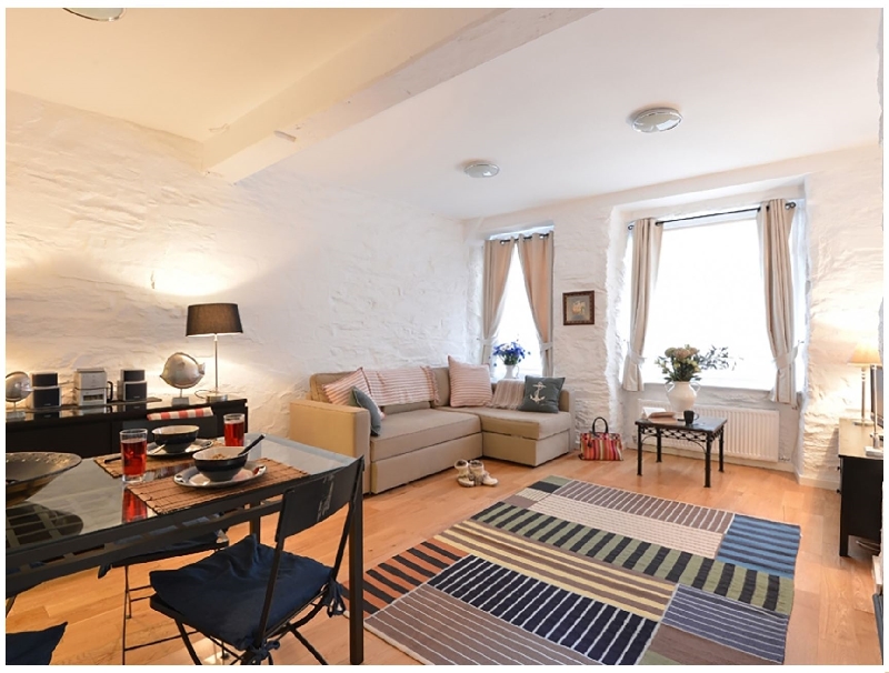 Click here for more about Cornhill Courtyard