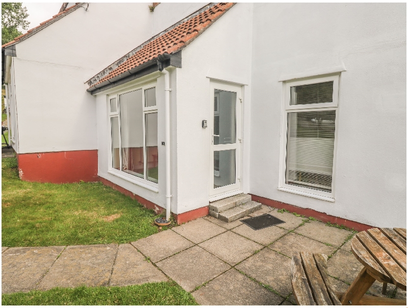 Click here for more about 6 Manorcombe