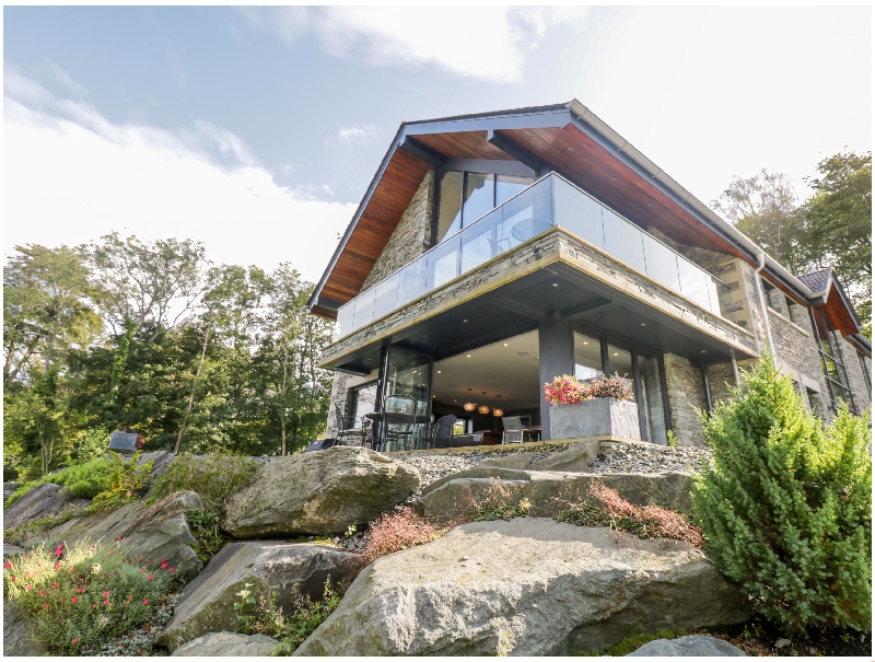 Click here for more about Lakeside at Louper Weir