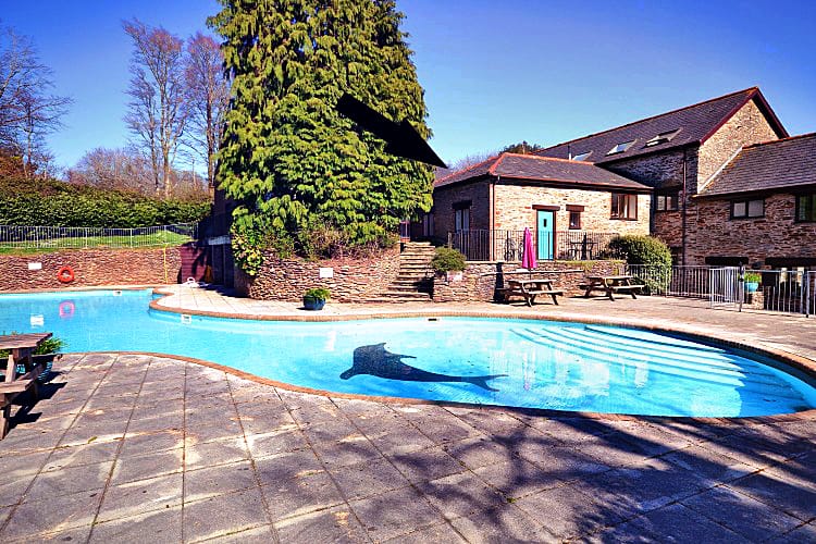Click here for more about Waterfall Cottage