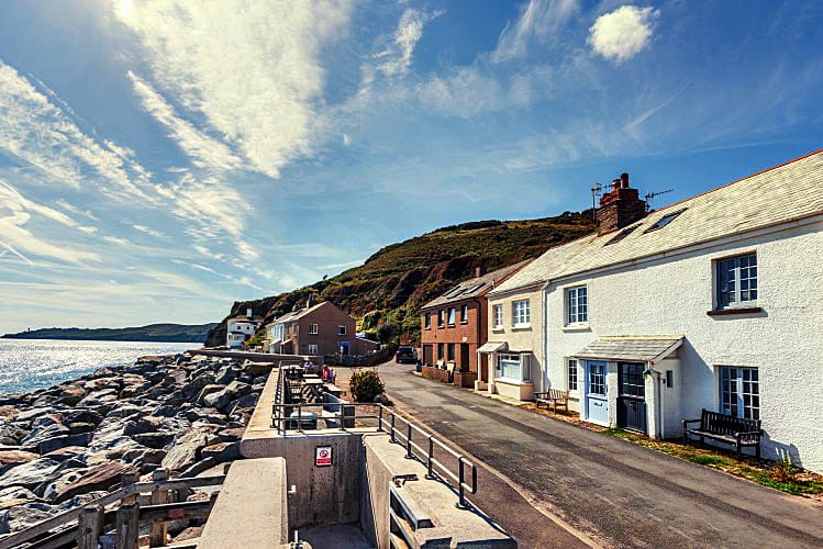 Click here for more about May's Cottage
