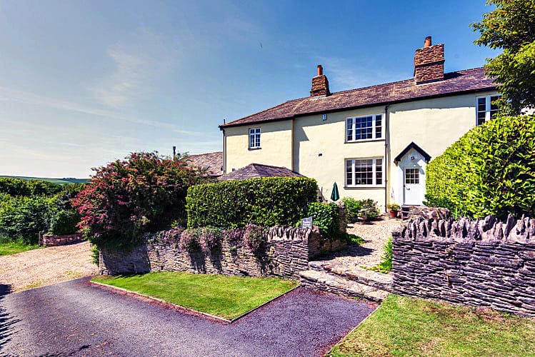 Click here for more about South Manor Cottage, Gerston