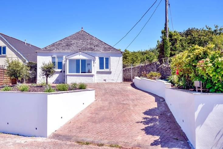 Click here for more about Daisy Cottage