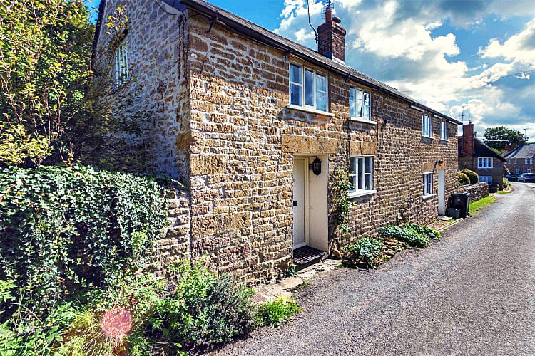 Click here for more about Marquis of Lorne Cottage