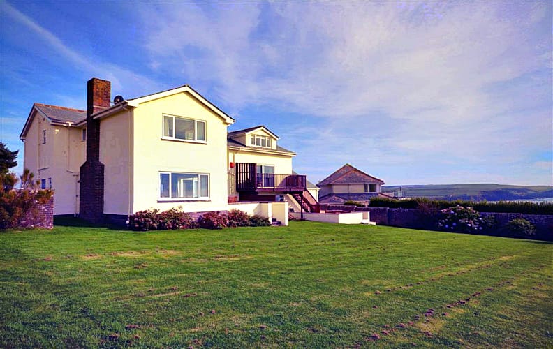 Click here for more about Thorpe Arnold Major