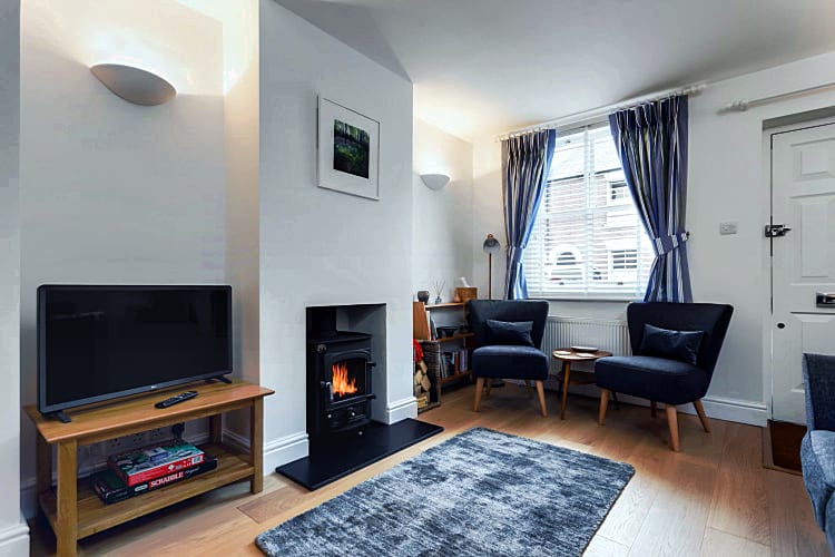 Click here for more about Cobblers Cottage