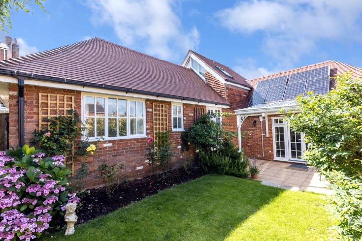 Click here for more about Wheatsheaf Cottage