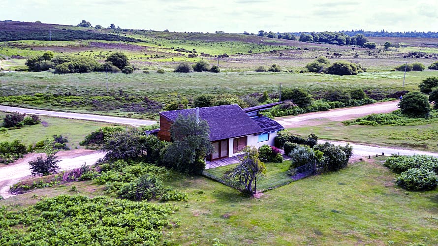 Click here for more about Holmsley Gate House