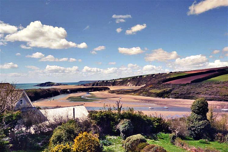 Click here for more about 2 Avonside