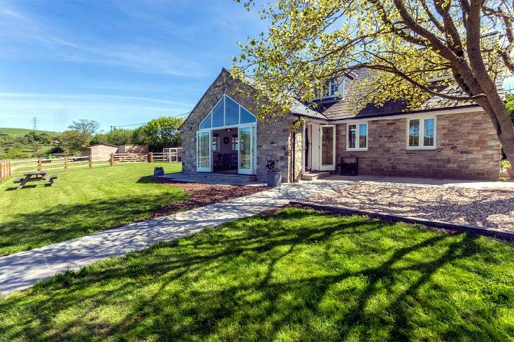 Click here for more about Folly Cottage